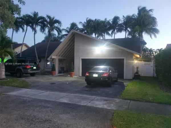 Calusa Club Estates, 13292 SW 100th Ter, The Crossings, Florida 33186, image 2
