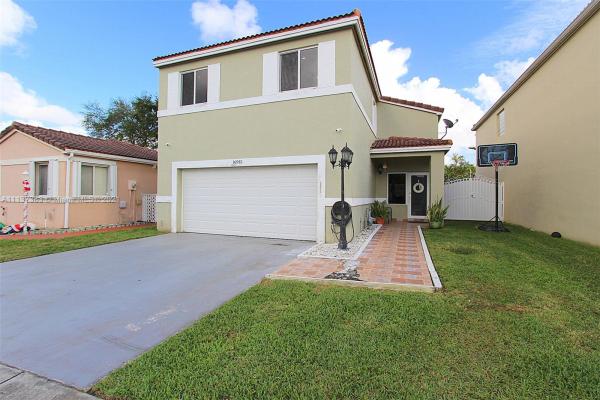 Weitzer Serena Lakes West, 16915 SW 142nd Pl, Richmond West, Florida 33177, image 2