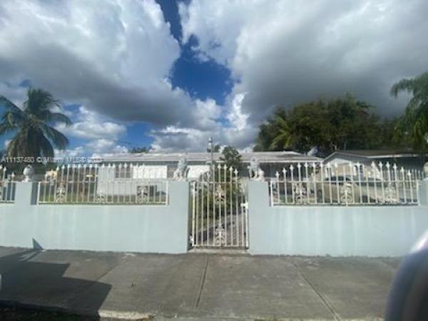 21st Century Homes, 15281 SW 305th St, Leisure City, Florida 33033, image 2