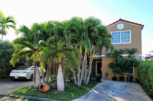 Deerwood Estates, 15140 SW 128th Ave, Three Lakes, Florida 33186, image 2