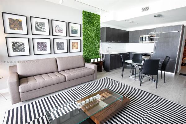 Brickell Heights East, 45 SW 9th St #3810, Miami, Florida 33130, image 2