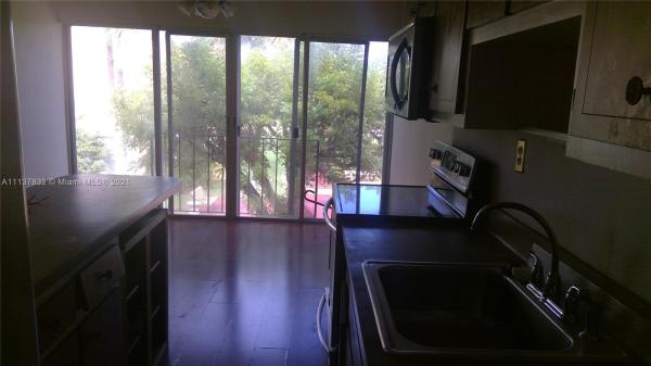 South Winds, 9311 SW 4th St #218, Fountainebleau, Florida 33174, image 1