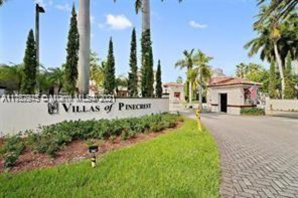Villas Of Pinecrest, 8650 SW 67th Ave #1005, Pinecrest, Florida 33156, image 2
