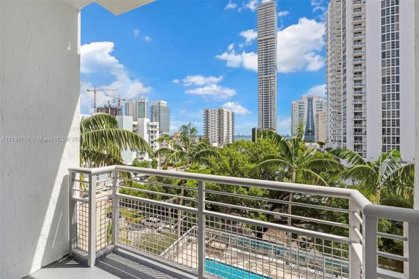 Edgewater Lofts, 2200 NE 4th Ave #608, Miami, Florida 33137, image 1