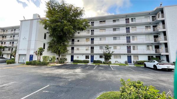 Lakeshore At University Park, 8610 N Sherman Cir #106, Miramar, Florida 33025, image 2