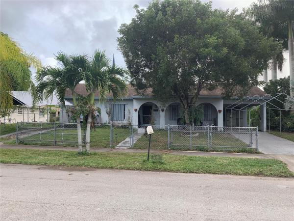 18542 SW 357th St, Unincorporated Dade County, Florida 33034, image 2