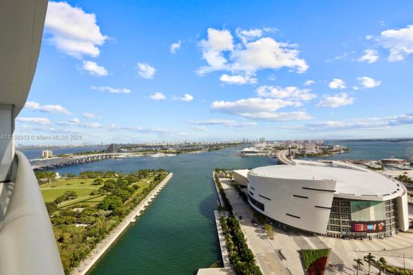 MarinaBlue, 888 Biscayne Blvd #2506, Miami, Florida 33132, image 2