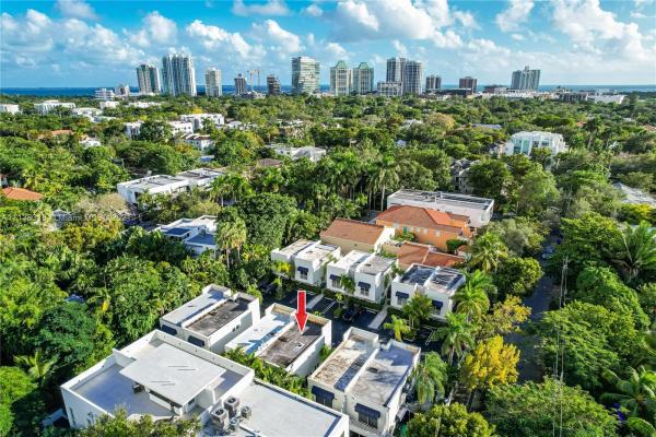 GroveDeco, 2945 Bridgeport Ave #I, Miami, Florida 33133, image 1