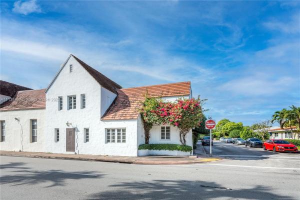 The French Village, 400 Alesio Ave, Coral Gables, Florida 33134, image 2
