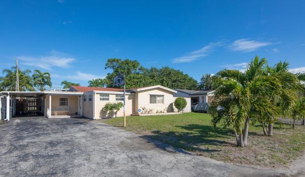 Palm Lane Villa, 6661 Meade St, Hollywood, Florida 33024, image 2