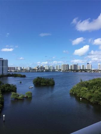 The Harbour South Tower, 16385 Biscayne Blvd #1115, North Miami Beach, Florida 33160, image 2
