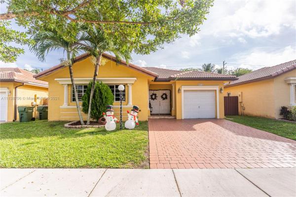Mirens Place, 2851 NE 42nd Ave, Homestead, Florida 33033, image 2