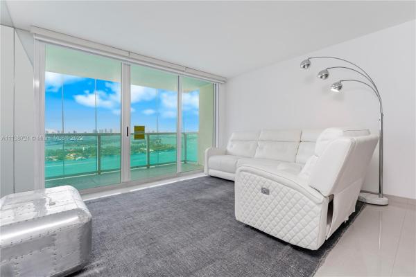 The Floridian, 650 West Ave #2703, Miami Beach, Florida 33139, image 2