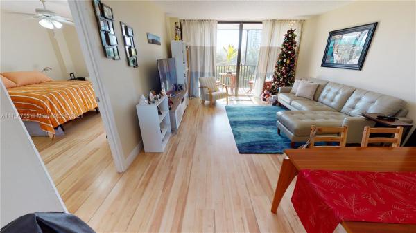 Ensenada, 3475 N Country Club Dr #604, Aventura, Florida 33180, image 2