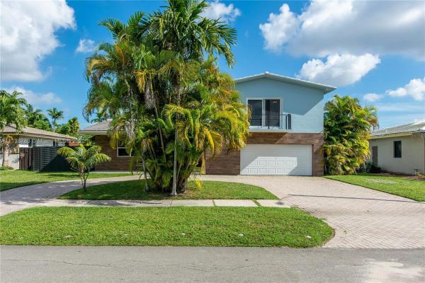 Hialeah Golf Course, 175 Chippewa St, Miami Springs, Florida 33166, image 1