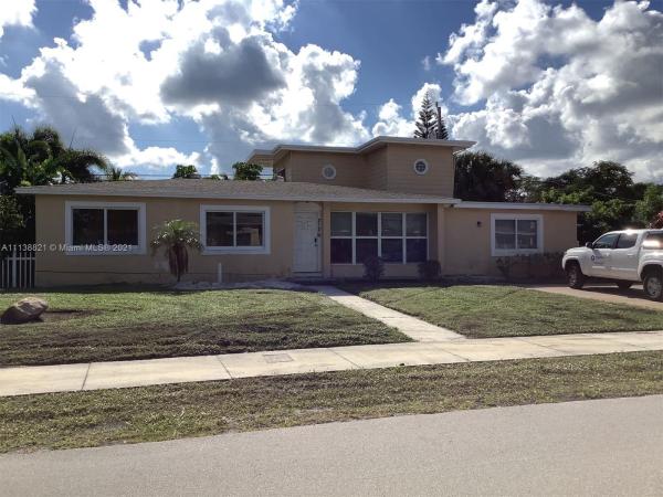Lewis Shore Estates, 212 Gregory Pl, West Palm Beach, Florida 33405, image 1