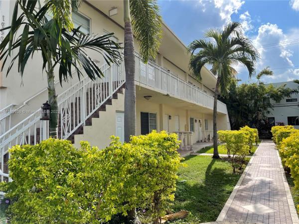 Bella Vista At Normandy Isles, 1950 Biarritz Dr #6, Miami Beach, Florida 33141, image 2