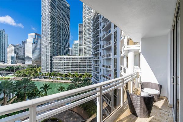 Carbonell, 901 Brickell Key Blvd #1009, Miami, Florida 33131, image 2