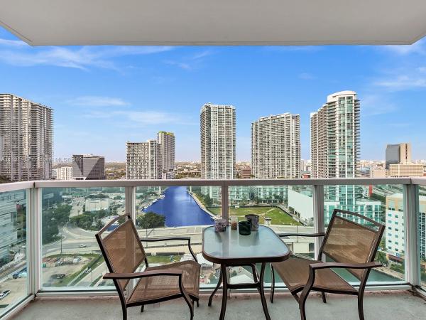 Brickell On The River North Tower, 31 SE 5th St #2411, Miami, Florida 33131, image 2