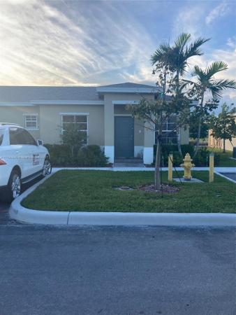 Keys Pointe, 562 NE 4th Ave, Florida City, Florida 33034, image 2
