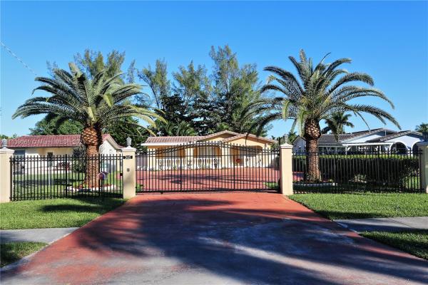 Coral Way Estates, 2621 SW 117th Ave, University Park, Florida 33175, image 1