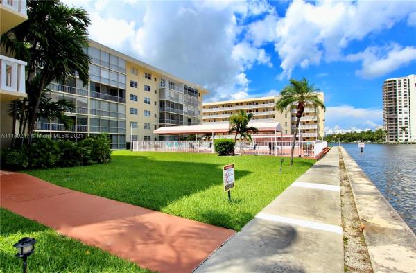 Point East, 2980 Point East Dr #D-102, Aventura, Florida 33160, image 2