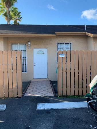 Aspen Townhomes, 6718 NW 193rd Ln #6718, Country Club, Florida 33015, image 2