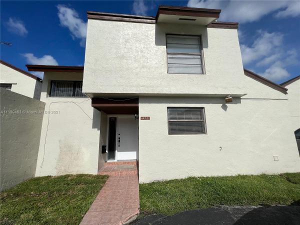 Wind Lake Village, 477 NW 98th Ct #477, Fountainebleau, Florida 33172, image 2
