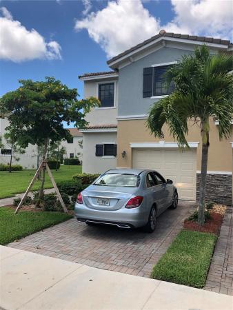 Champion Lakes, 364 NE 194th Ln 0, Ives Estates, Florida 33179, image 2