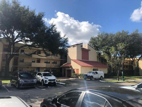 Miramar Club, 3199 Foxcroft Rd #313, Miramar, Florida 33025, image 1