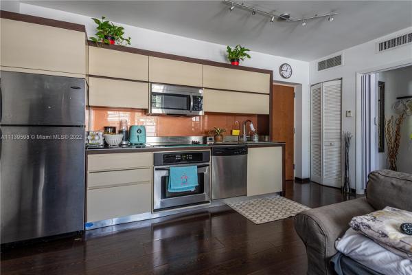 Governor, 435 W 21st St #316, Miami Beach, Florida 33139, image 2
