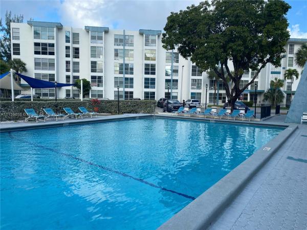 Avila North, 17560 Atlantic Blvd #404, Sunny Isles Beach, Florida 33160, image 2