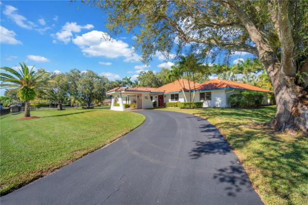 Ivanhoe Estates, 15121 S Whetstone Way, Southwest Ranches, Florida 33331, image 1