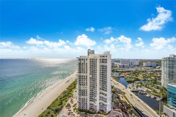 La Perla, 16699 Collins Ave #3009, Sunny Isles Beach, Florida 33160, image 2