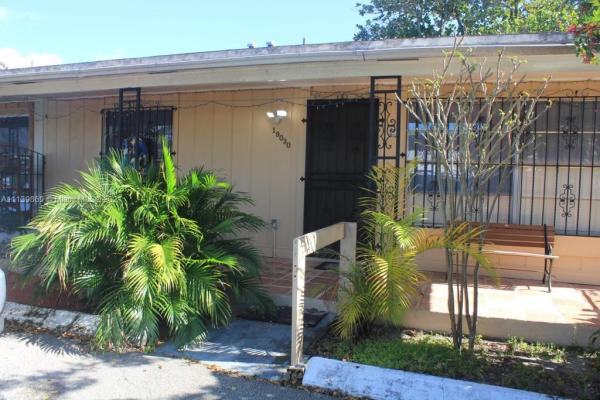Kings Gardens, 19030 NW 46th Ave #19030, Miami Gardens, Florida 33055, image 2