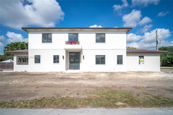 Coral Villas, 2842 SW 64th Ave, Coral Terrace, Florida 33155, image 2