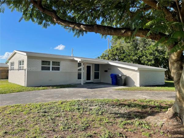 Heritage Estates, 6601 Cleveland St, Hollywood, Florida 33024, image 2