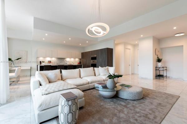 Giralda Place, 275 Giralda Ave #5C, Coral Gables, Florida 33134, image 1