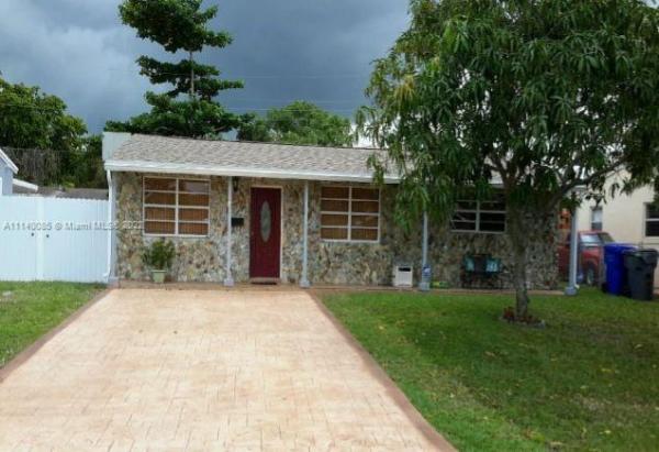 Boulevard Heights, 1121 N 70th Ter, Hollywood, Florida 33024, image 1