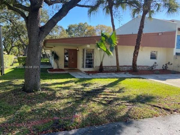 Sunset Kendall Villas, 7851 SW 106th Ave, Kendall, Florida 33173, image 2