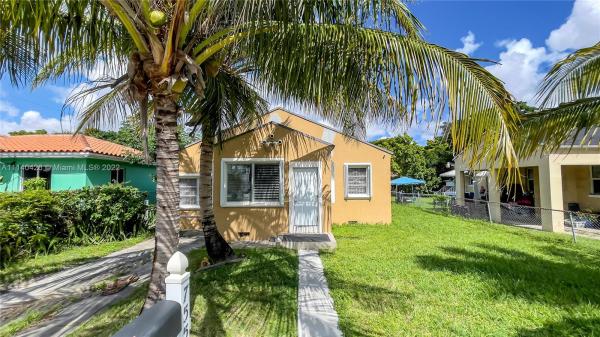Stephens Manor, 755 NW 75th St, Gladeview, Florida 33150, image 2