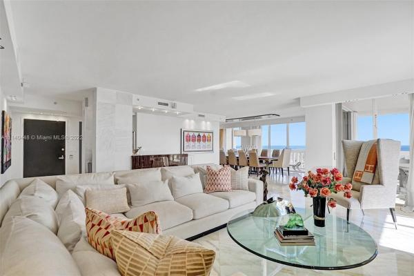 Turnberry Towers, 19355 Turnberry Way #18J, Aventura, Florida 33180, image 2