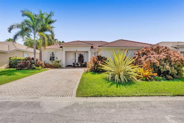 Banyan Oakridge, 5360 SW 32nd Way, Hollywood, Florida 33312, image 2