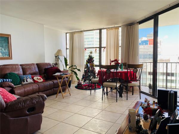 Brickell Place, 1865 Brickell Ave #A2006, Miami, Florida 33129, image 2