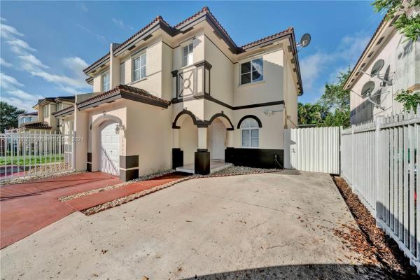 Naranja Gardens, 26260 SW 135th Pl, Princeton, Florida 33032, image 2
