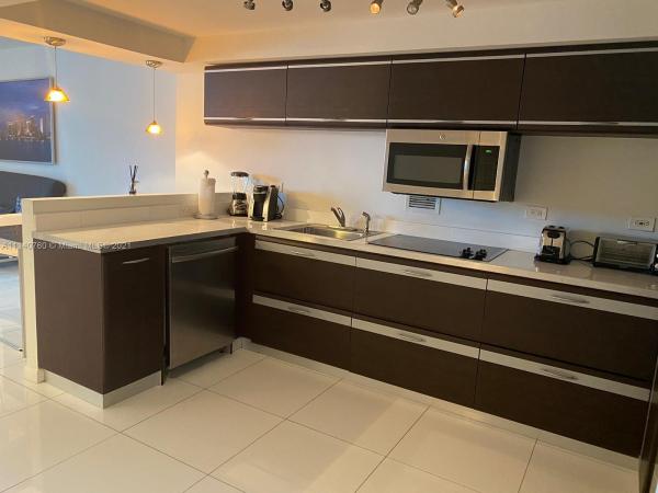 Roney Palace, 2301 Collins Ave #1023, Miami Beach, Florida 33139, image 1