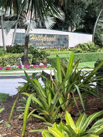 Hollybrook Golf & Tennis Club, 820 S Hollybrook Dr #106, Pembroke Pines, Florida 33025, image 1