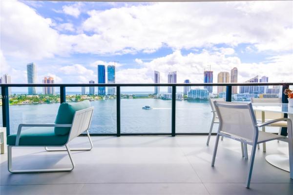 Prive Island Residence, 5500 Island Estates Dr #907, Aventura, Florida 33160, image 2