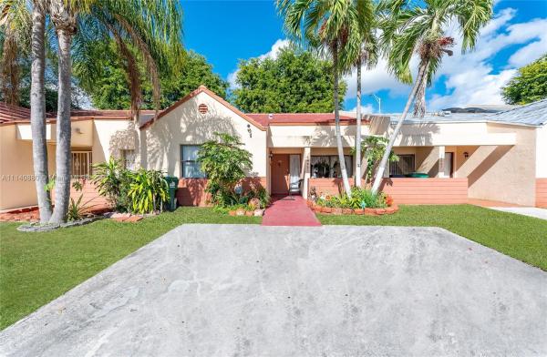 Kendall Walk, 14951 SW 88 Ter #, The Hammocks, Florida 33196, image 2