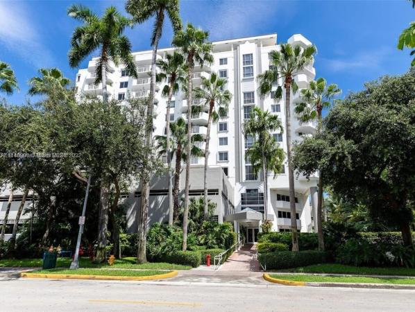 Bayview Plaza, 1621 Bay Rd #1008, Miami Beach, Florida 33139, image 1